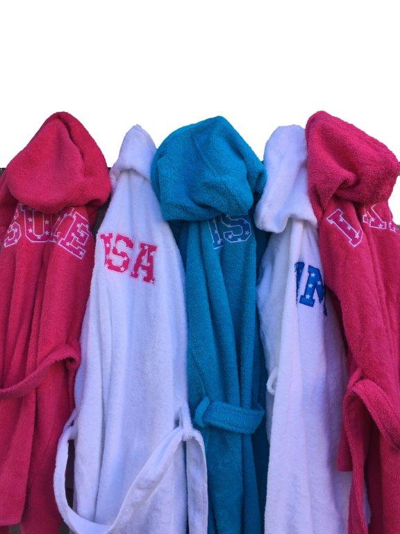 Jouw naam op een kinderbadjas - Meisjes -fuchsia-0-12 mnd